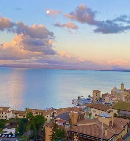 Apartmán Bilocale Vista Mare Con Posto Auto Porto Santo Stefano  Exteriér fotografie