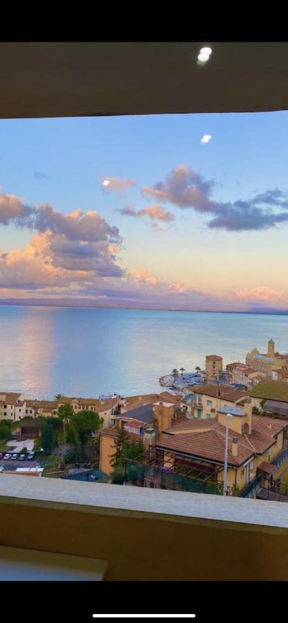 Apartmán Bilocale Vista Mare Con Posto Auto Porto Santo Stefano  Exteriér fotografie
